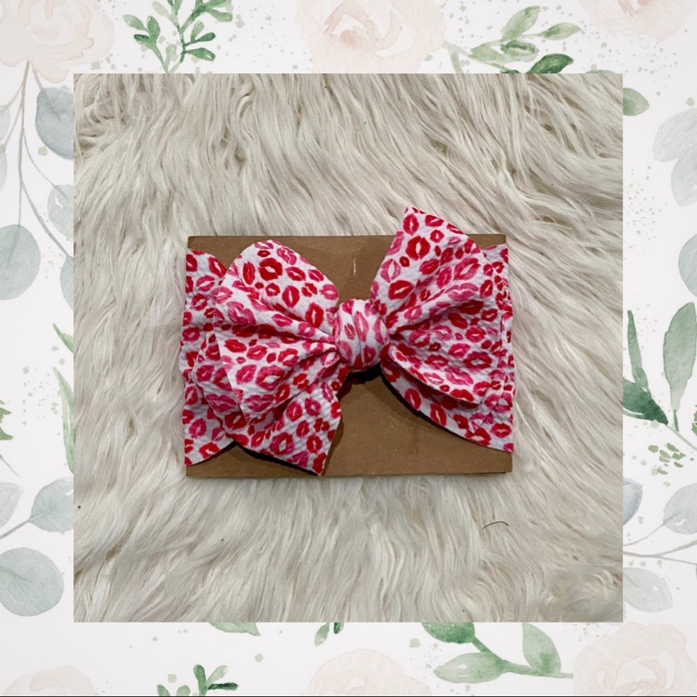 👑Kiss Me Messy Bow Headwrap!
